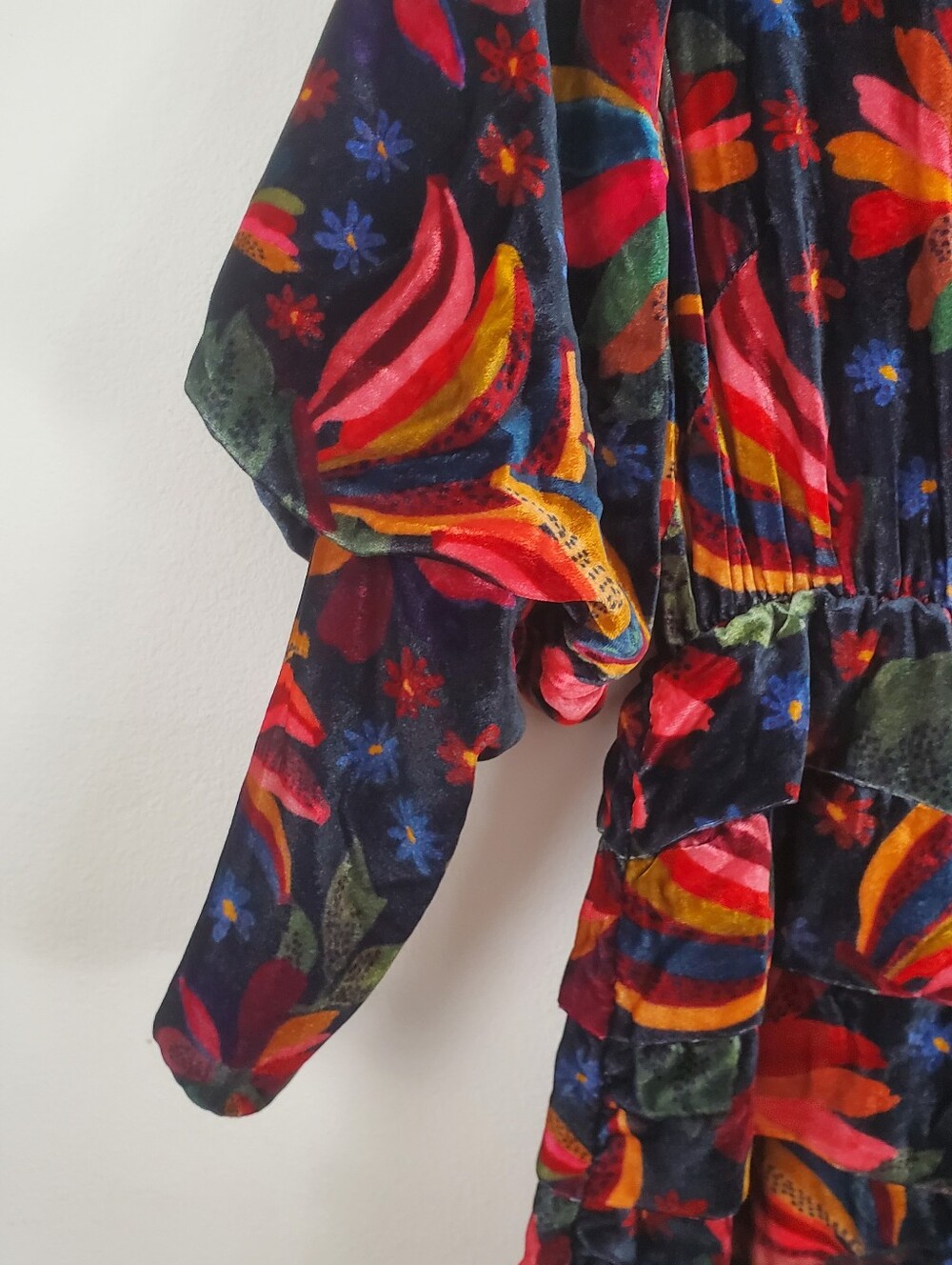 FARM Rio Banana Sky Long Sleeve Velvet Dress Women's Size XS Banana Sky Black - Picture 6 of 16
